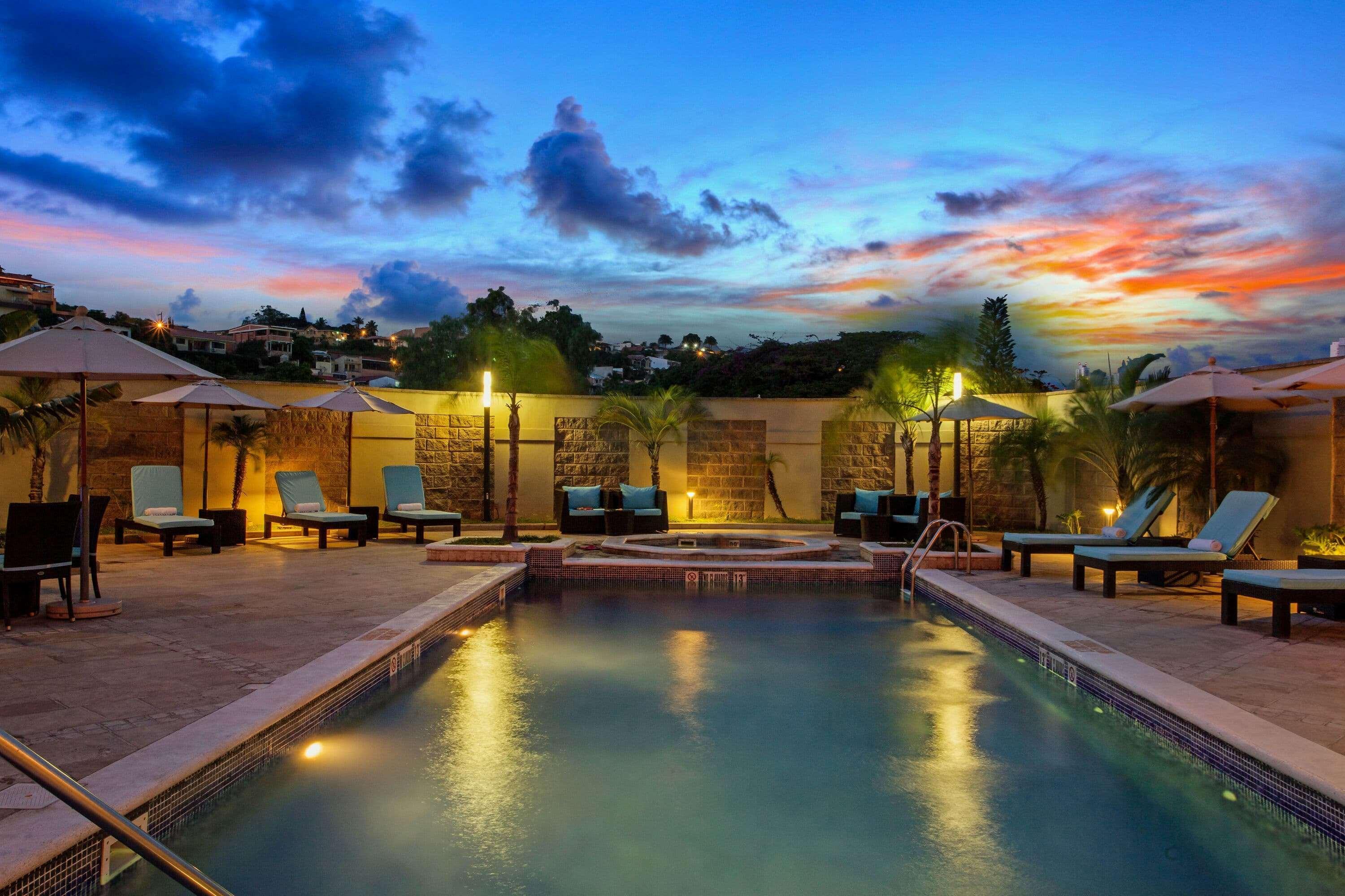 La Quinta By Wyndham Tegucigalpa Ξενοδοχείο Εξωτερικό φωτογραφία